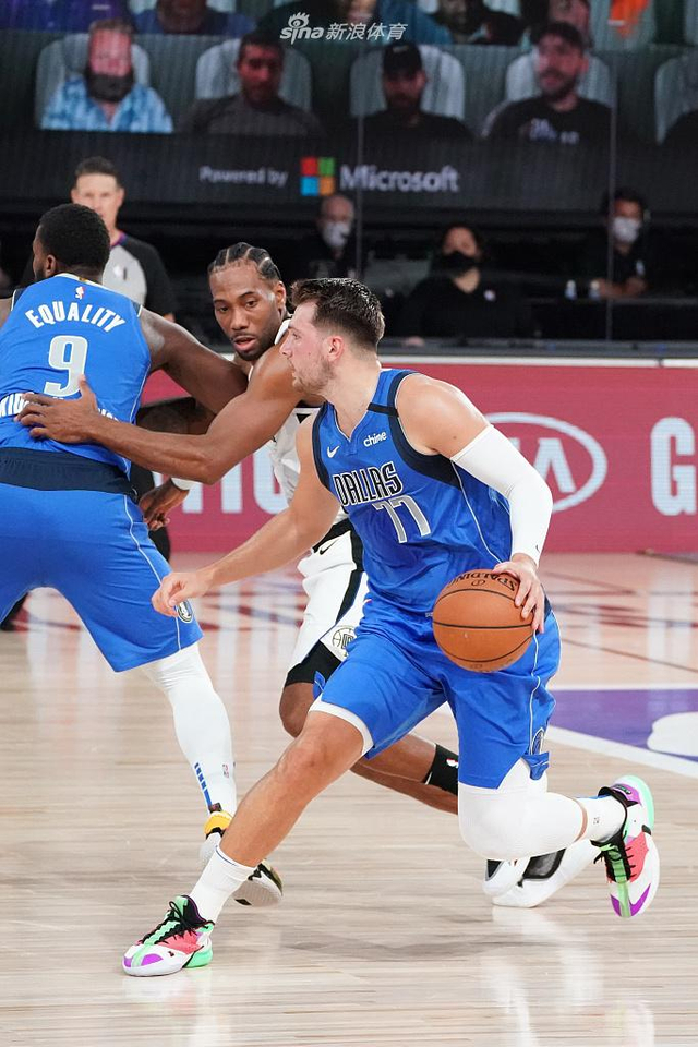 锋线的核心 锋线的核心